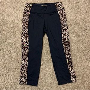 Betsey Johnson yoga capris